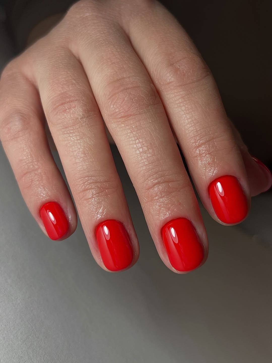 Classic Cherry Red Glossy Short Round Nails