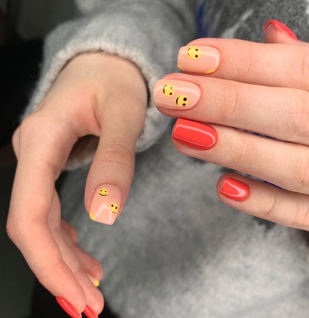 Coral Red and Smiley Face Color Block Square Nails