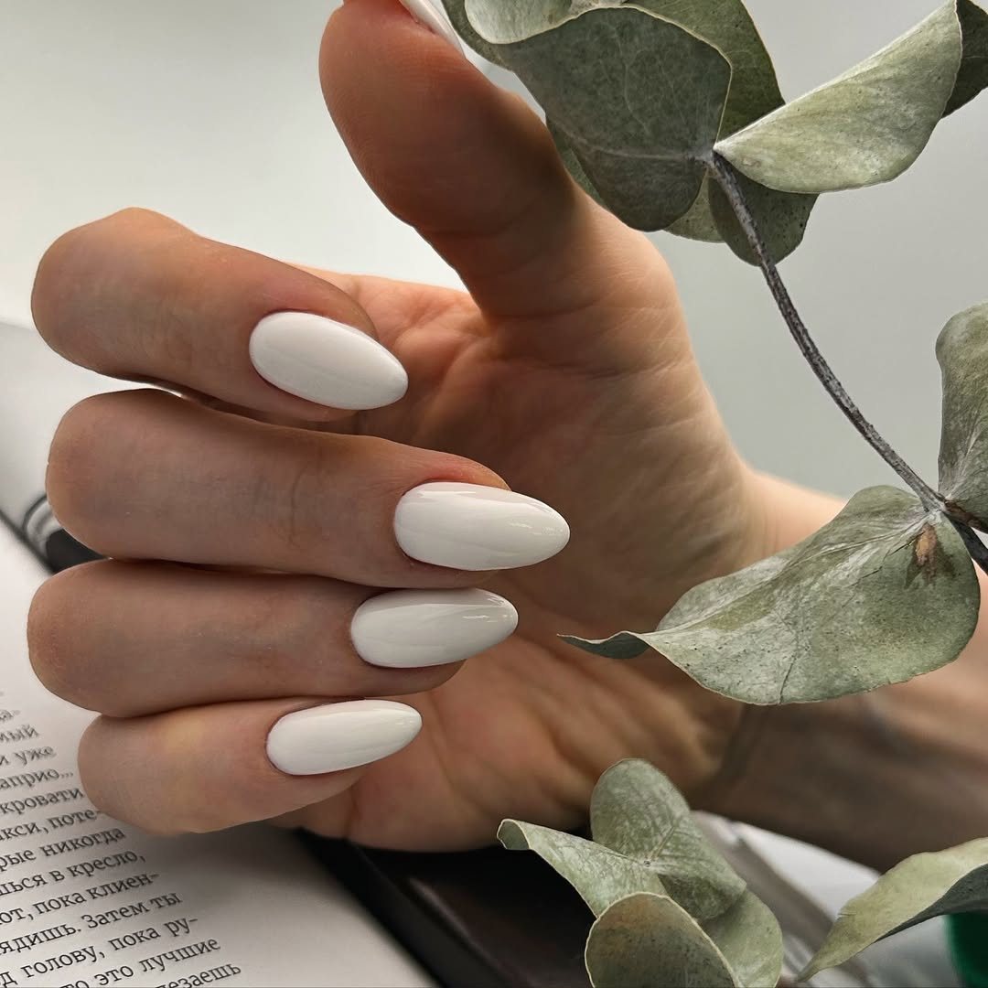 Glossy Almond Frosted White Manicure
