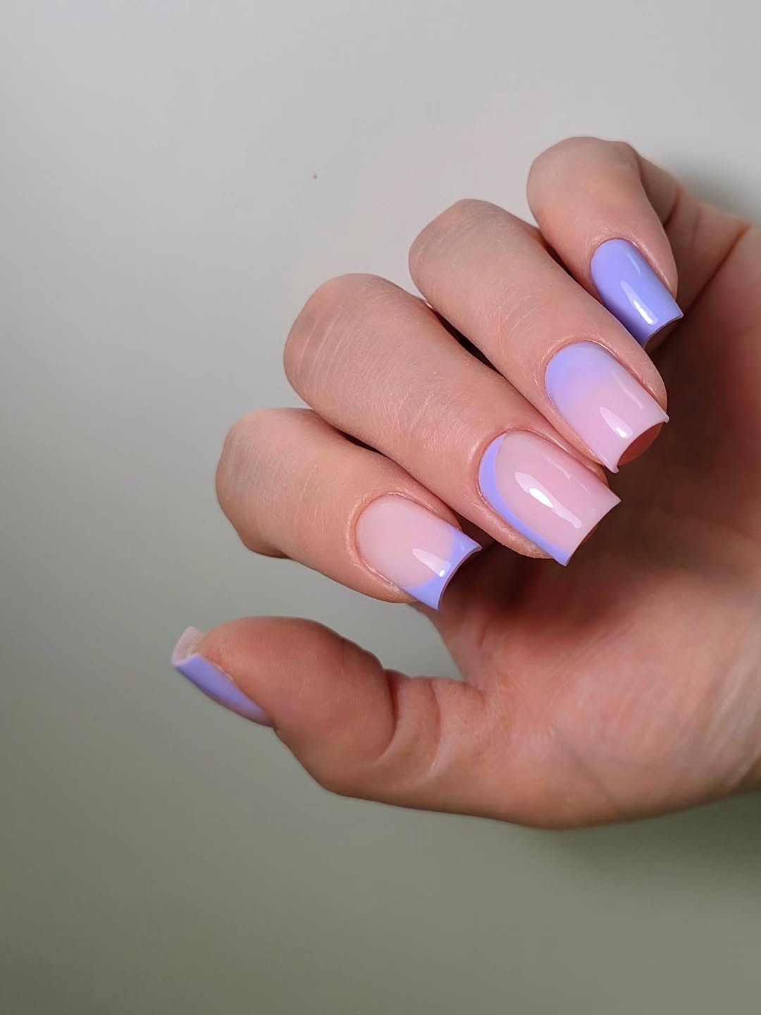 Glossy Lavender Ombre Square Tip Nails