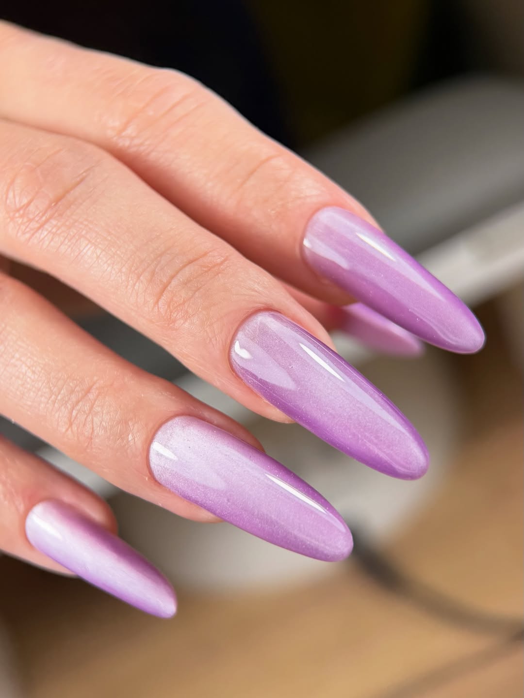 Glossy Lilac Cat Eye Gradient Stiletto Nails