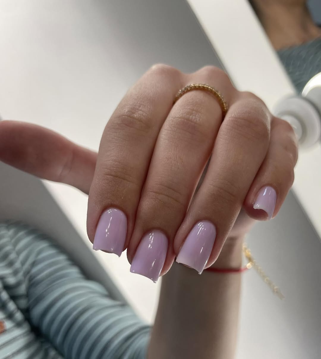 Glossy Lilac Pink Squoval Gel Nails