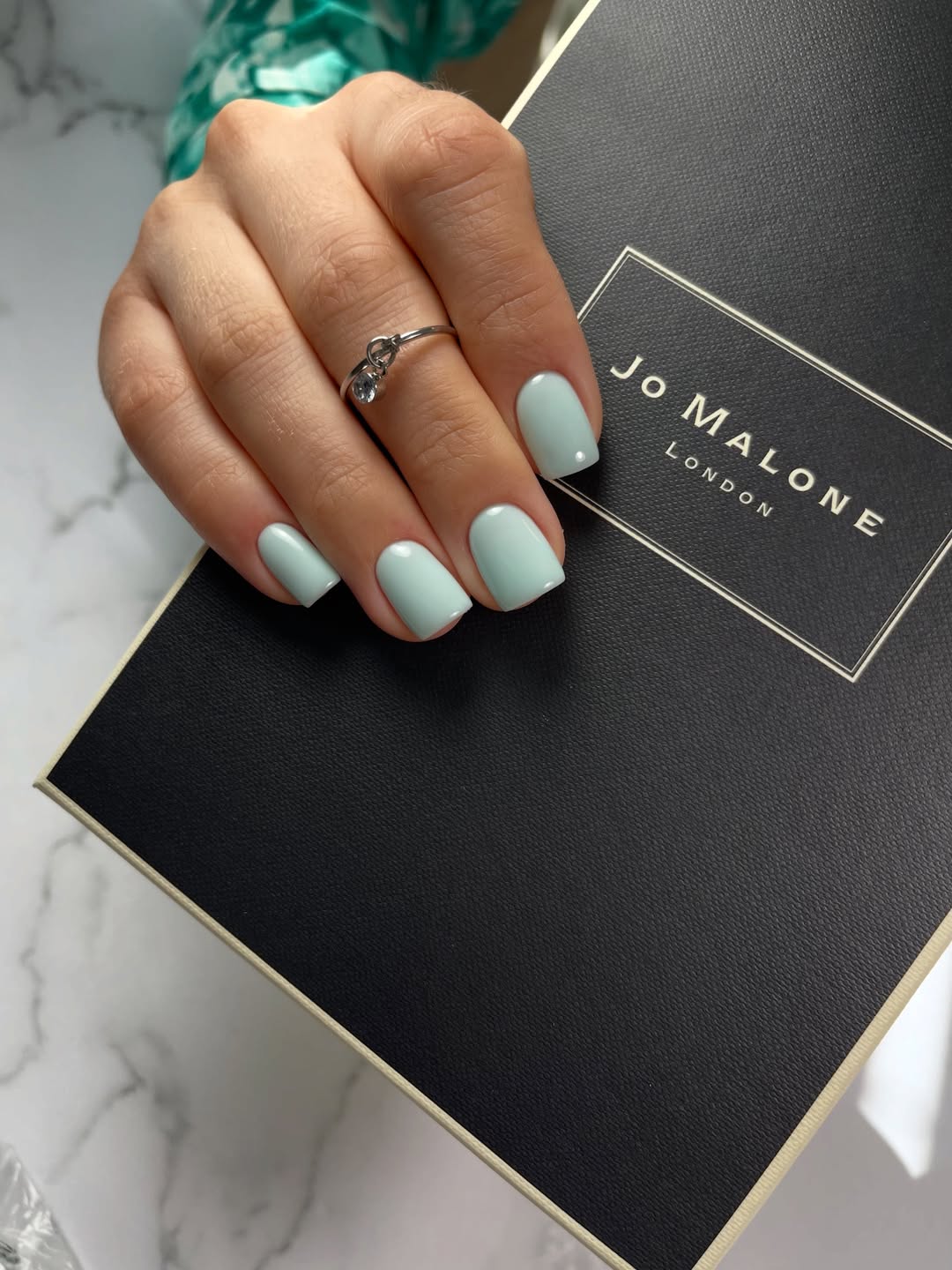 Glossy Pastel Mint Green Short Round Nails