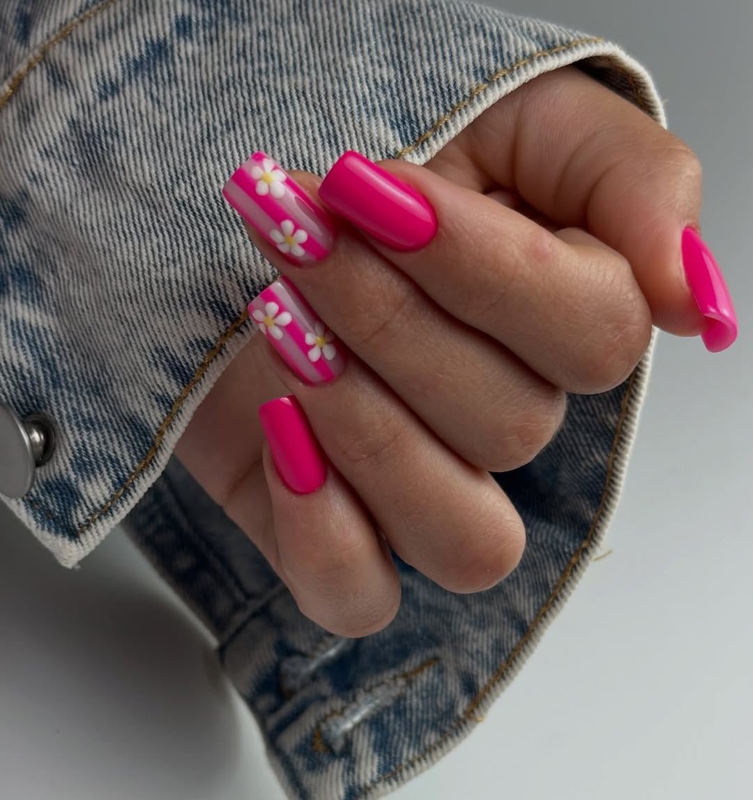Hot Pink Daisy Striped Square Nails