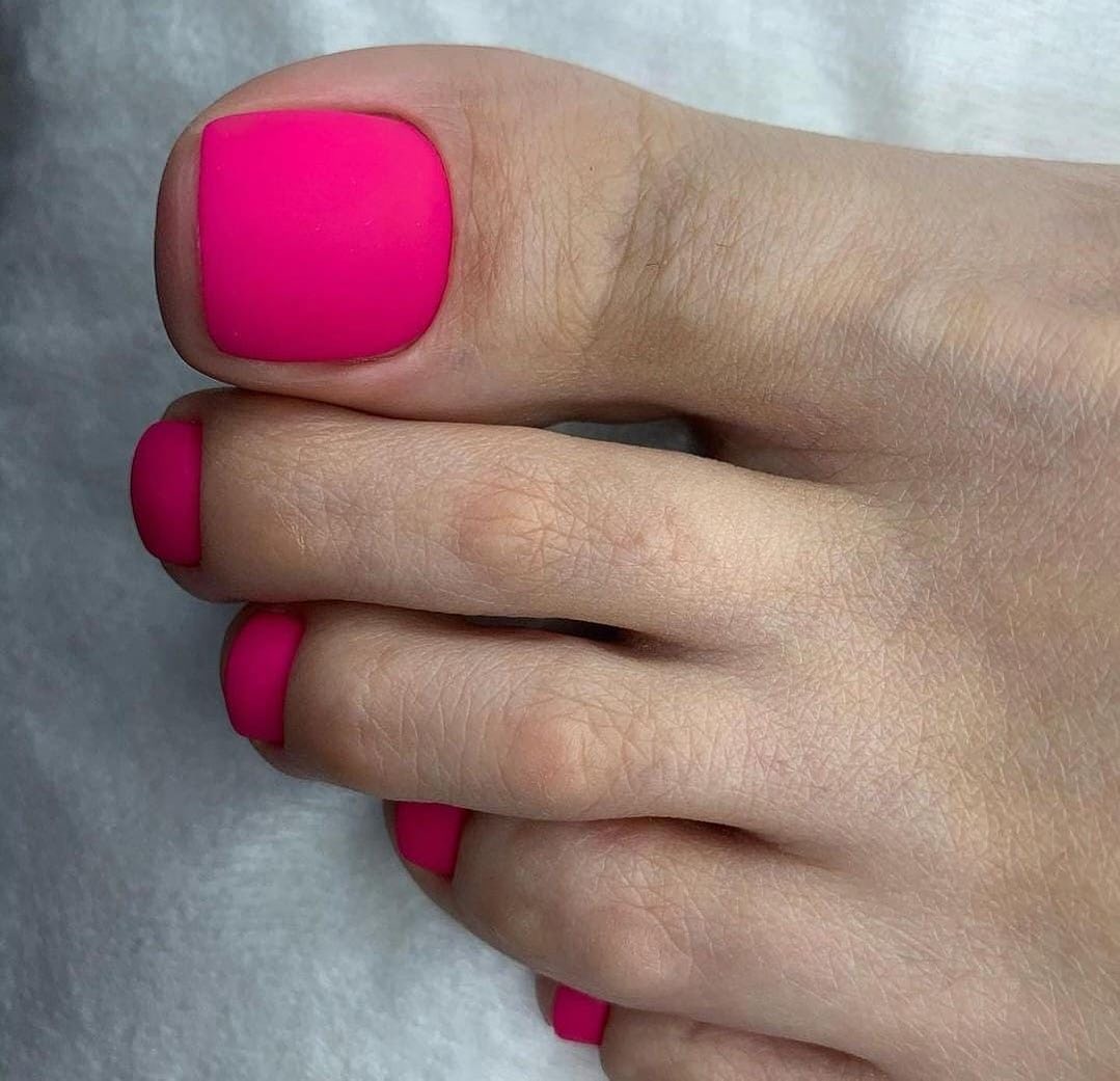 Matte Hot Pink Short Pedicure