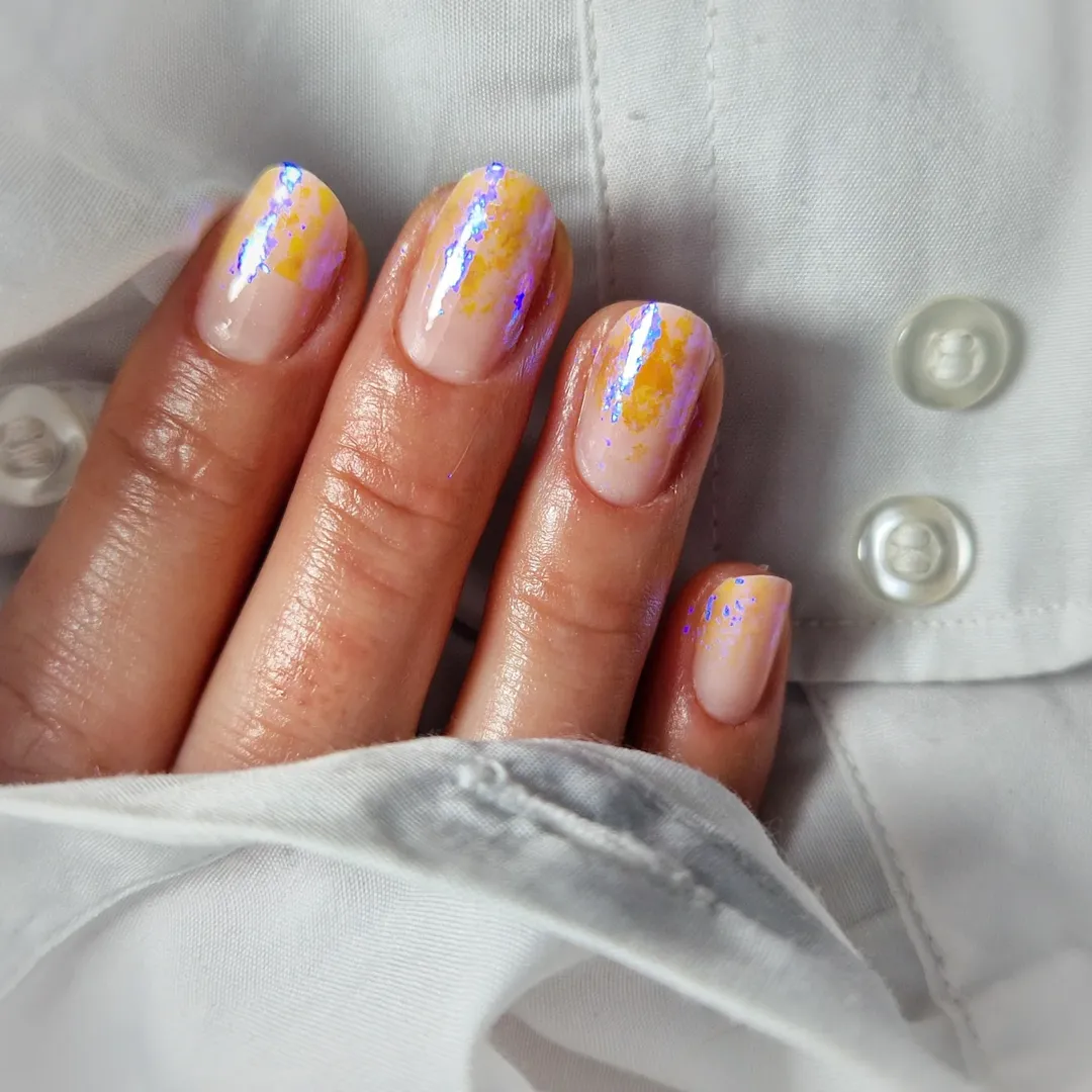 Milky Pink Iridescent Glitter Flakes Short Oval
