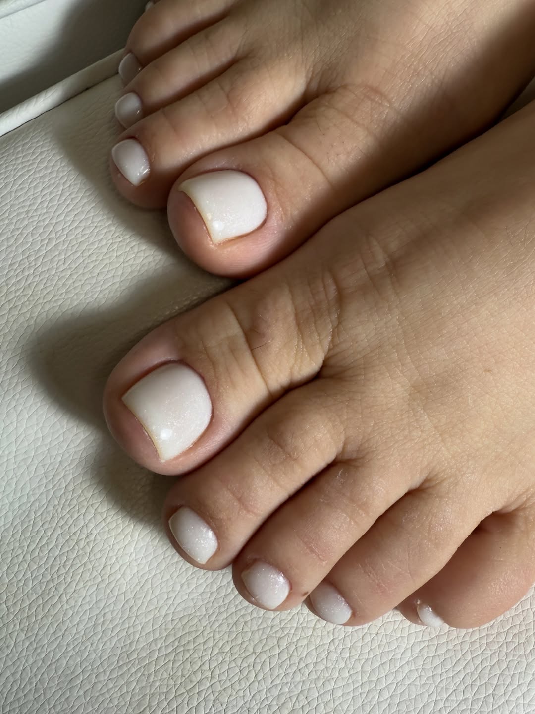 Milky White Shimmer Short Pedicure