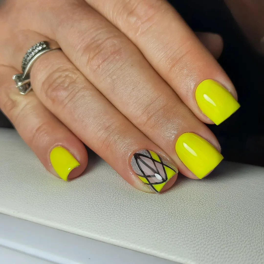 Neon Yellow Plaid Accent Nails