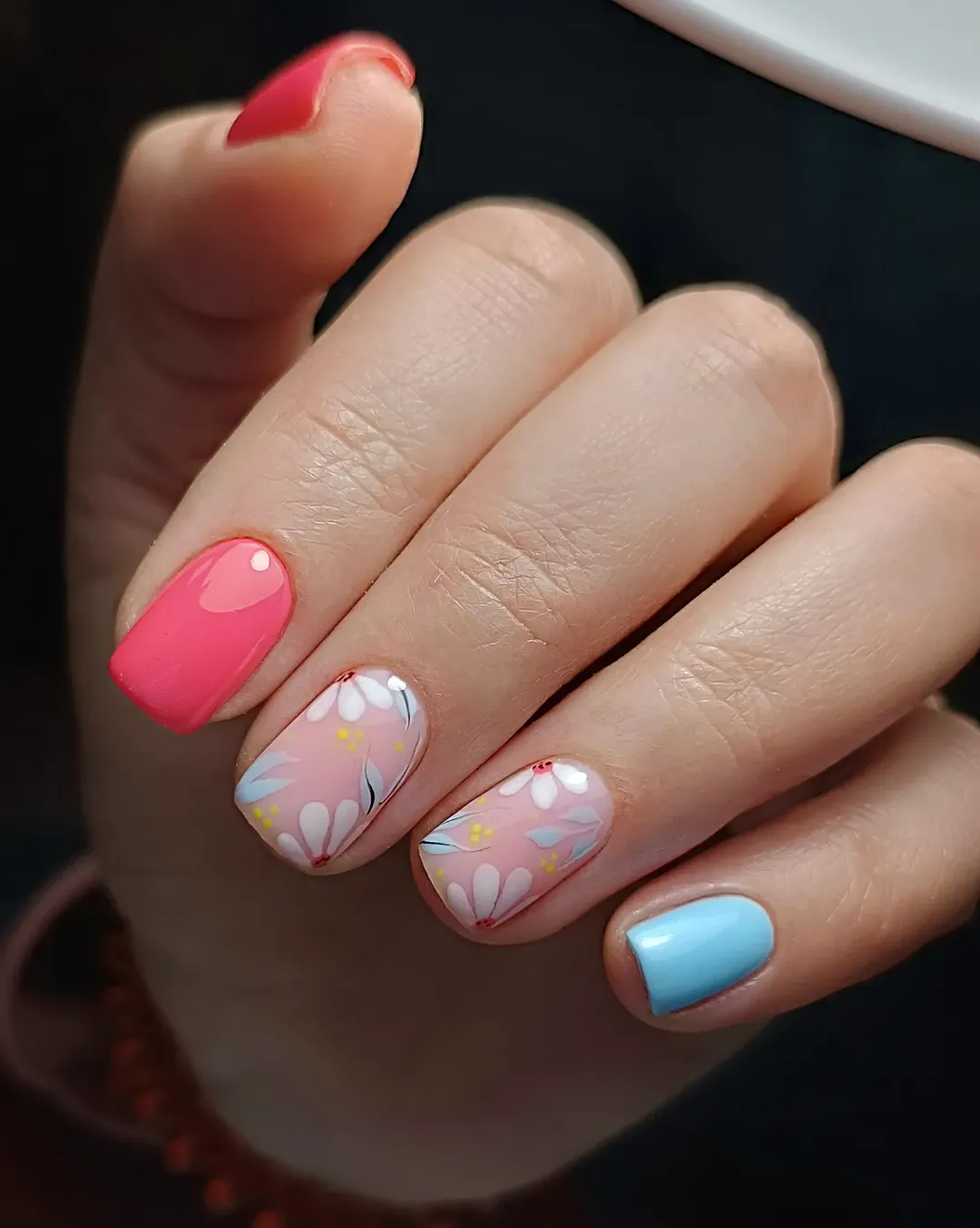 Playful Pink and Blue Daisy Floral Nails