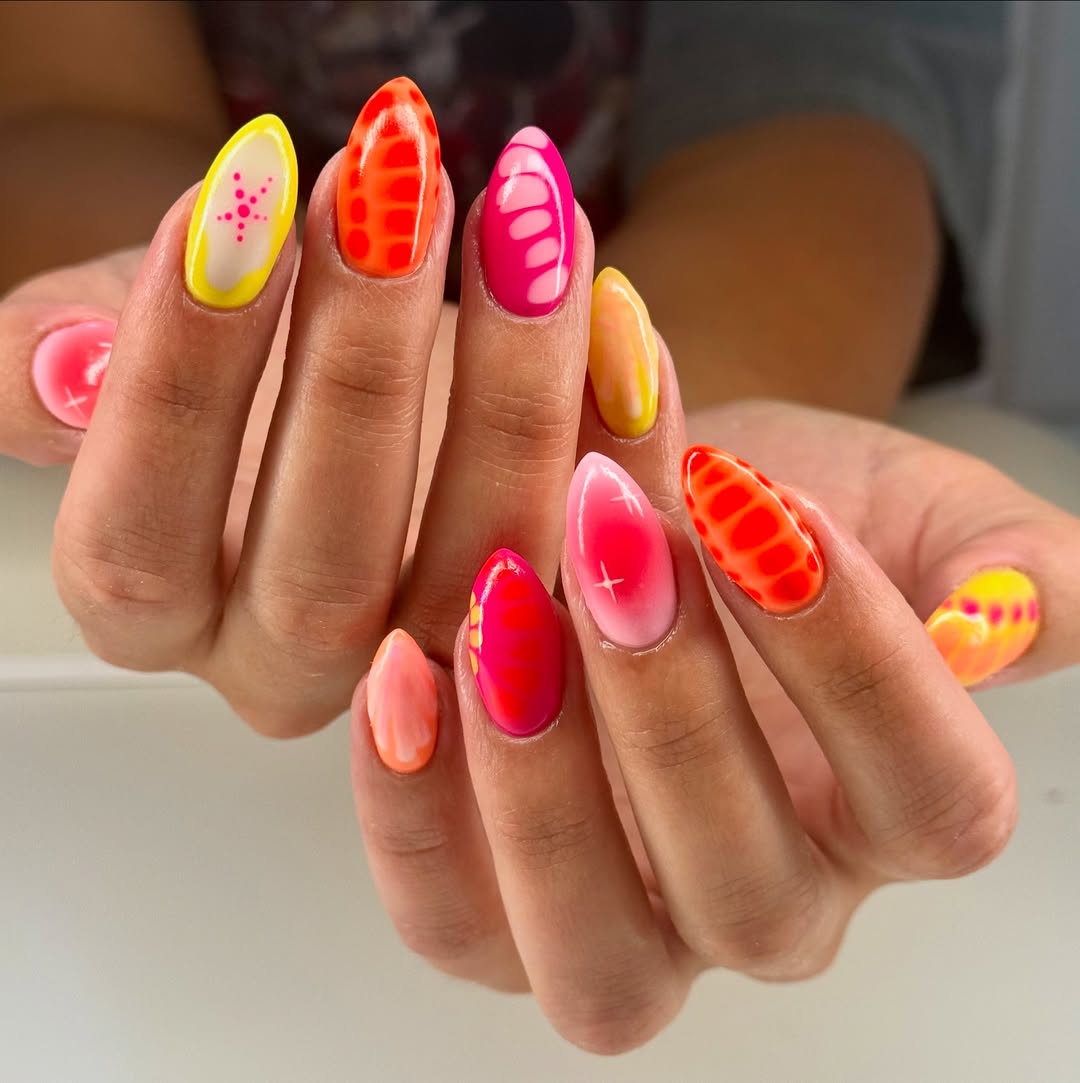 Radiant Ombre Pop Art Squoval Nails