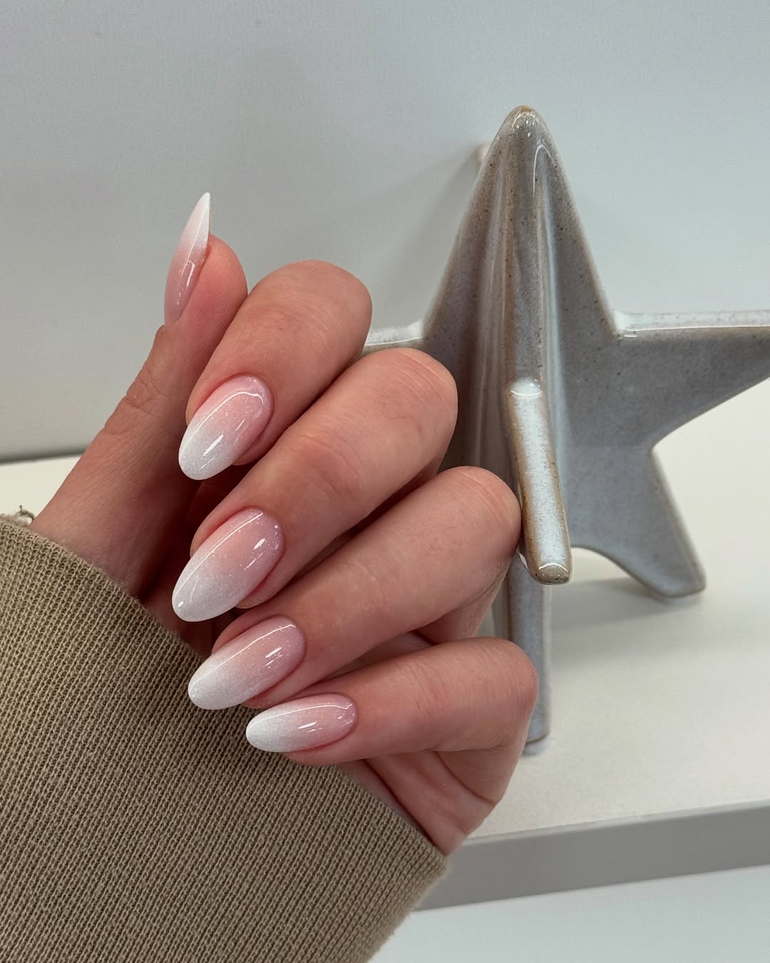 Soft Pink and White Glitter Oval Ombre
