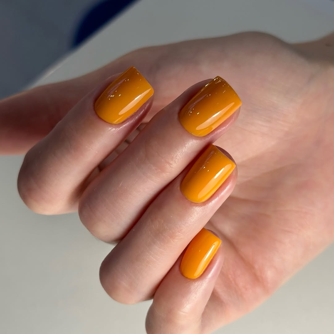 Sunny Marigold Short Glossy Squoval Nails