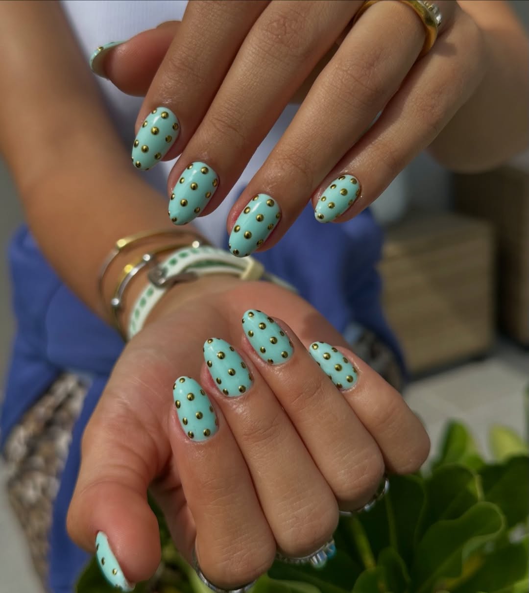 Turquoise Glossy Oval Nails With Gold Cabochons