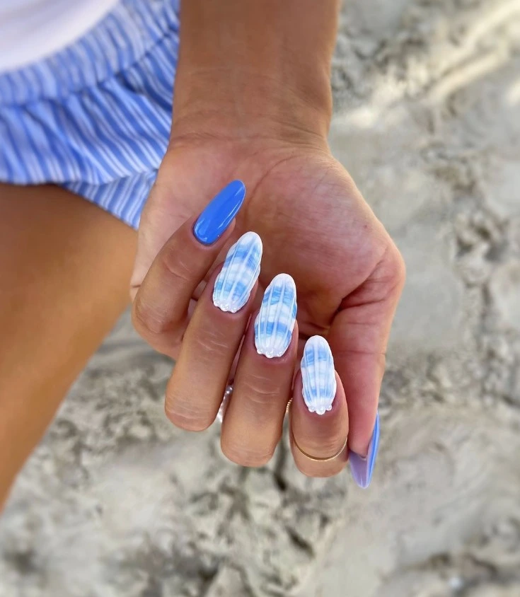 Vibrant Blue Accent Seashell 3D Oval Nails