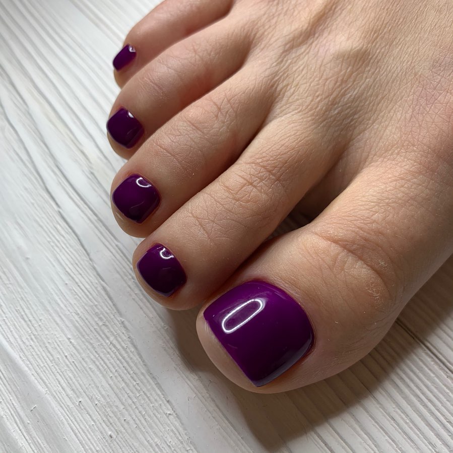 Vibrant Glossy Eggplant Purple Pedicure