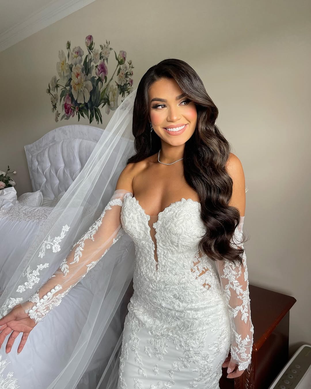 All-Over Lace Mermaid Wedding Gown With Detachable Sleeves