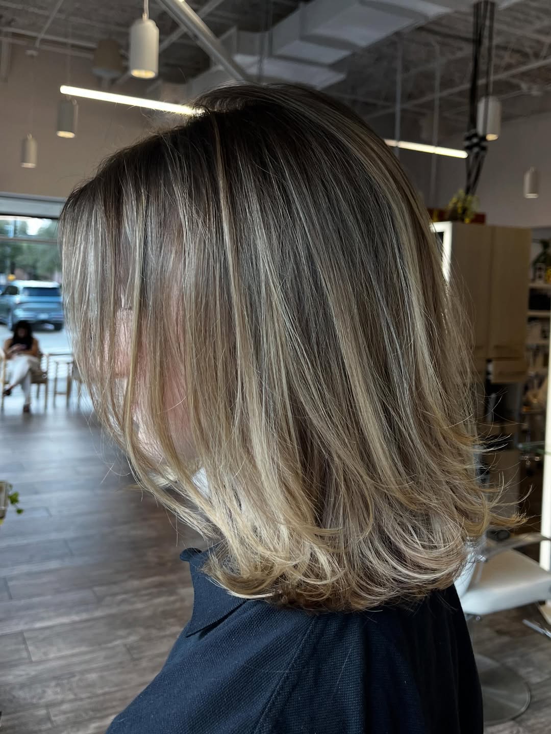Angled Collarbone Lob With Tousled Honey Blonde Layers