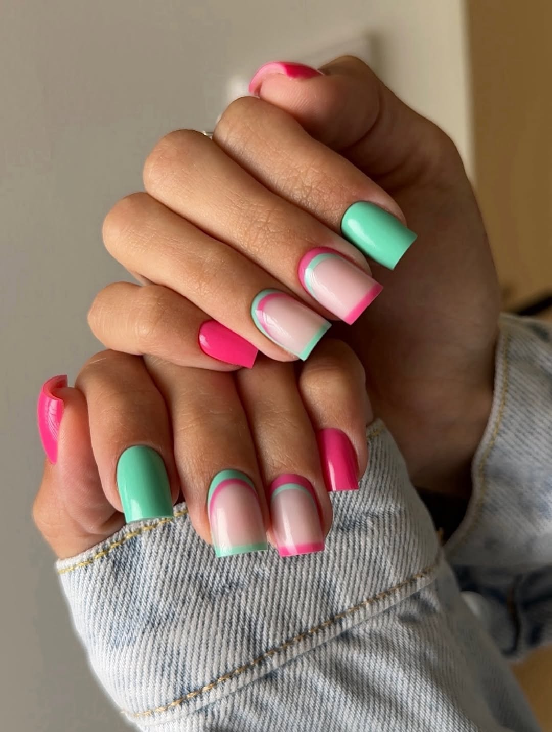 Bright Barbiecore And Mint French Combo Round Nails