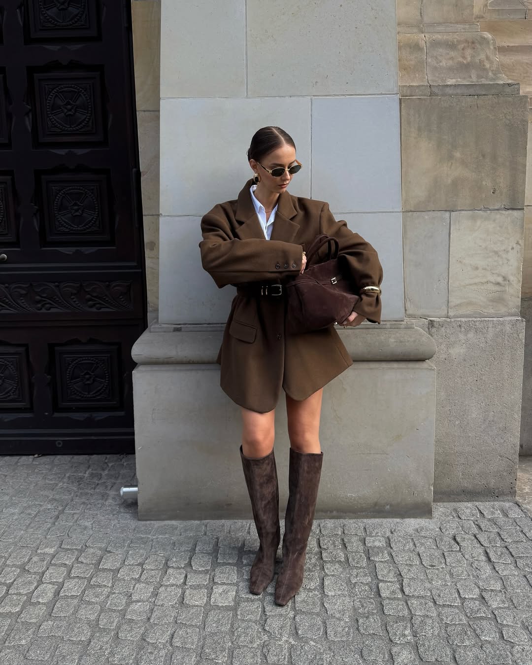 Brown Oversized Blazer With Suede Knee-High Boots