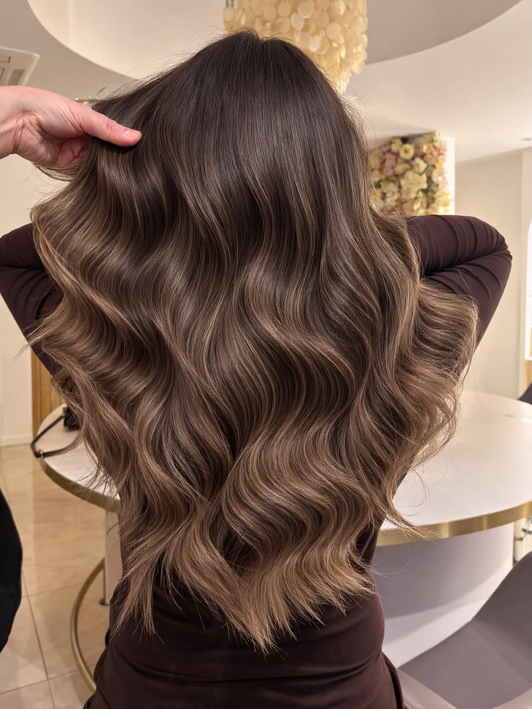 Caramel Brunette Balayage Medium Waves