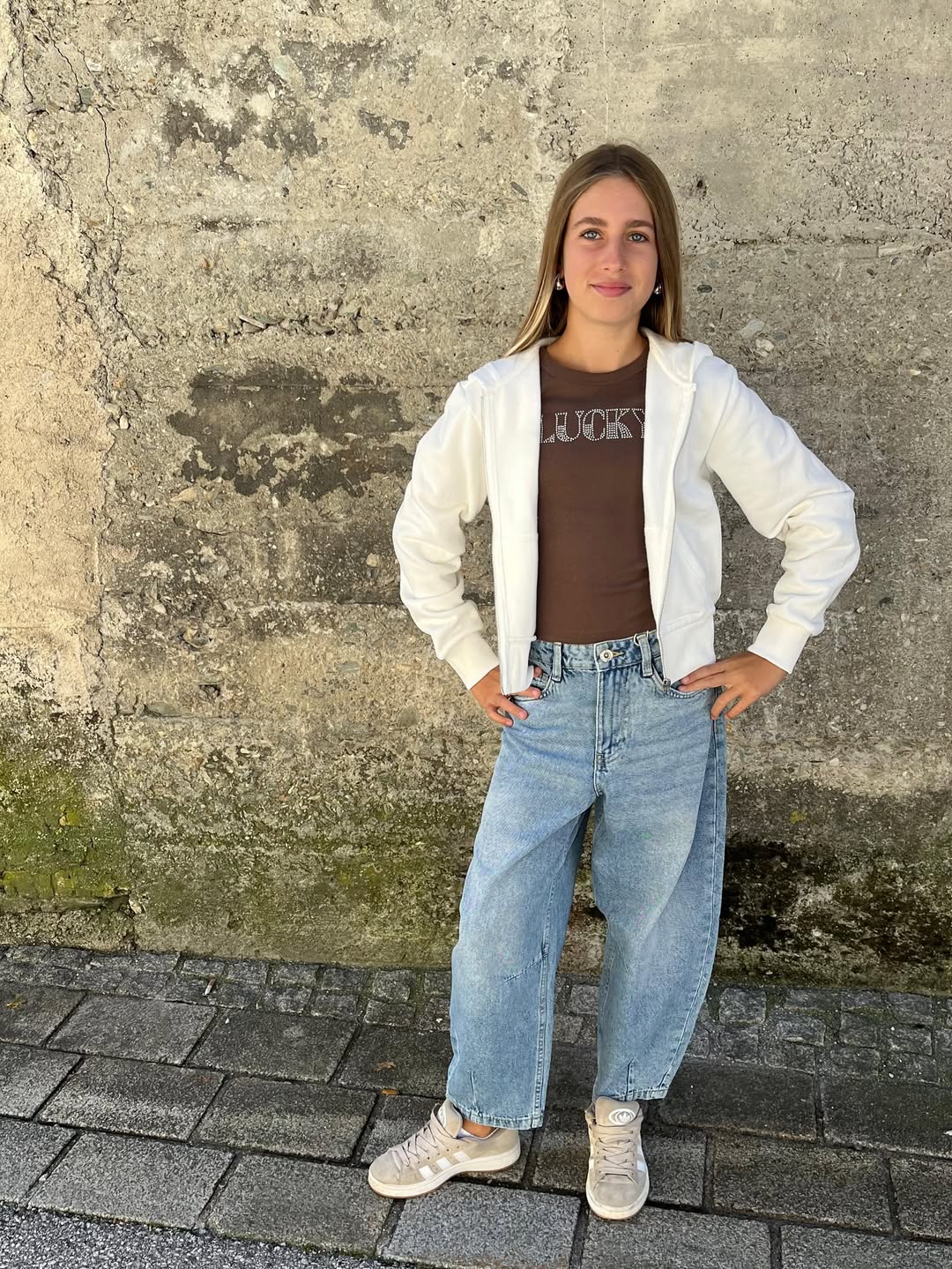 Casual Brown Top, Light Wash Baggy Jeans, and White Hoodie