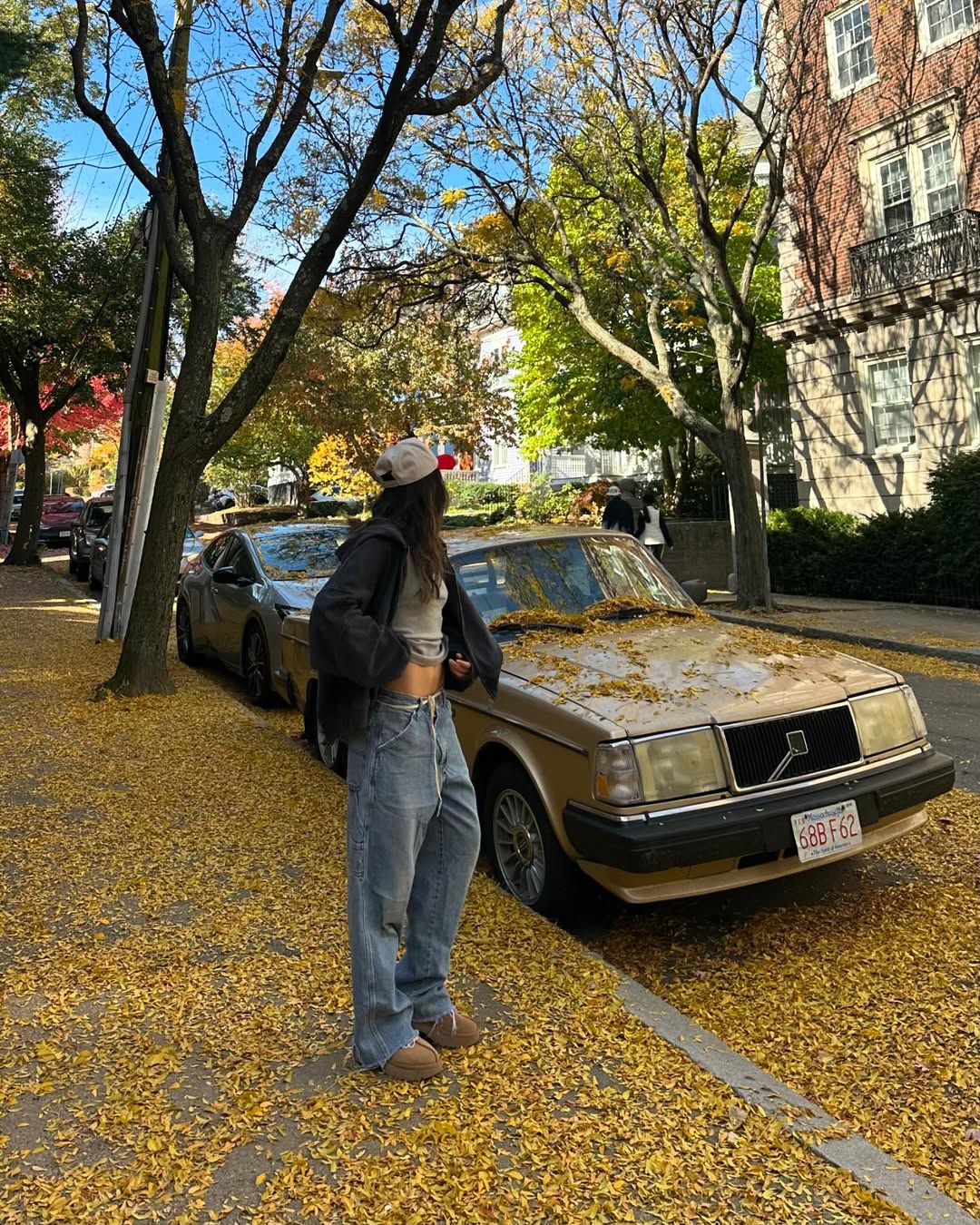Casual Fall Outfit With Baggy Jeans and Hoodie