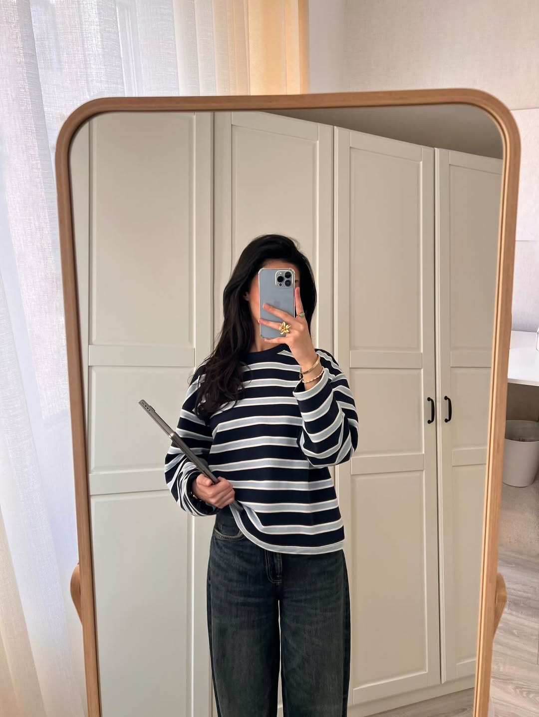 Casual Striped Top With Wide Leg Jeans