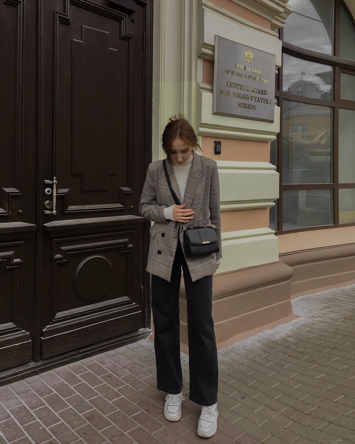 Checked Blazer With Dark Wash Jeans Street Style
