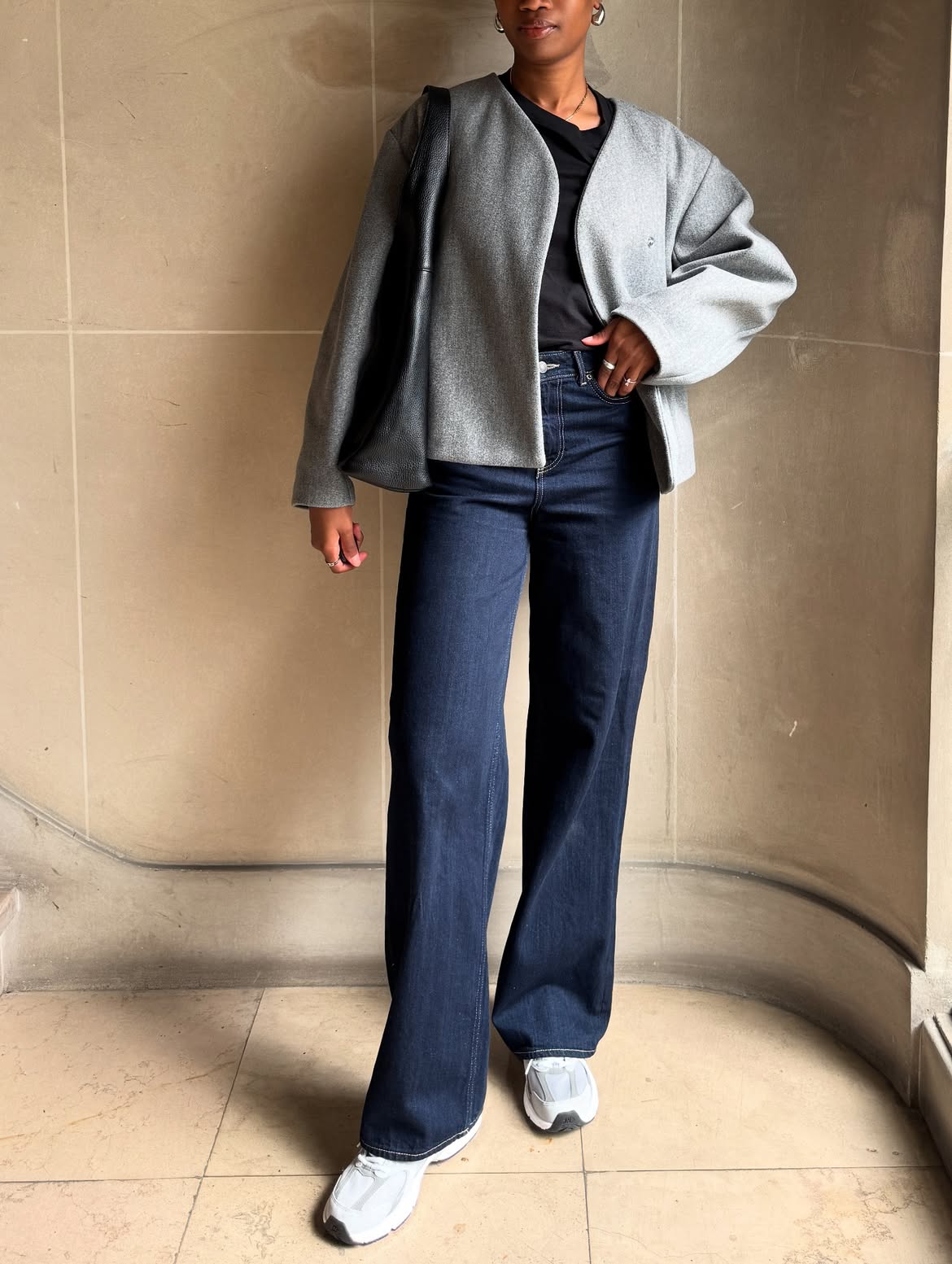 Chic Grey Jacket And Dark Wash Denim Look