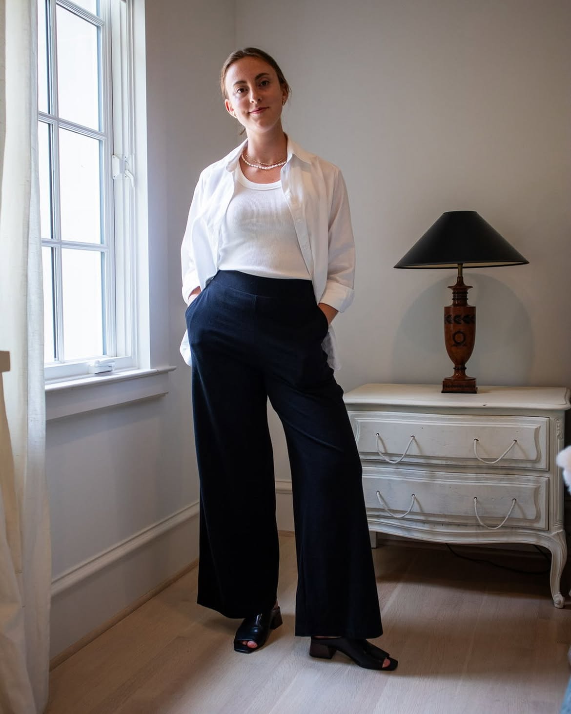 Chic Monochrome Wide Leg Pants With Crisp White Shirt