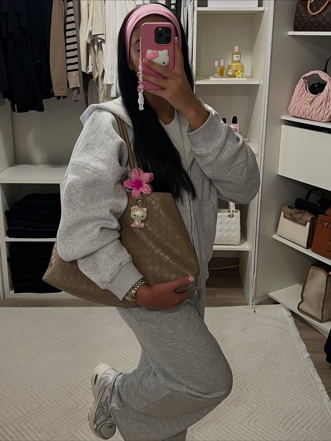 Comfortable Grey Sweat Set With Luxe Tote