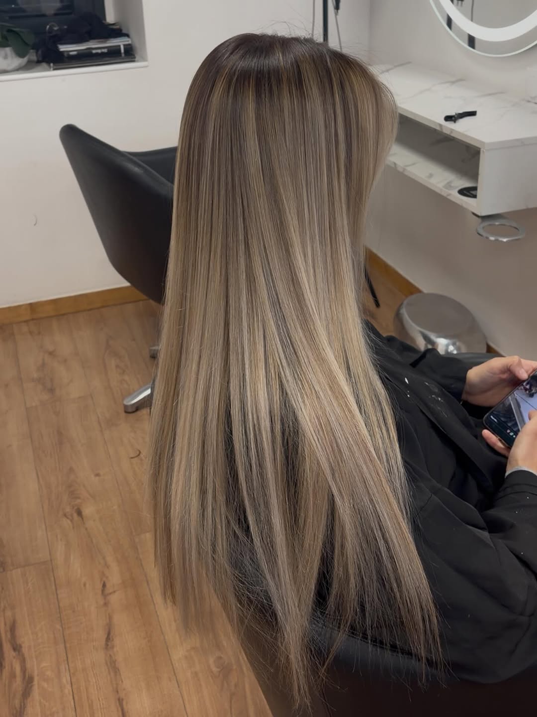 Cool Tone Blonde Balayage Long Layers
