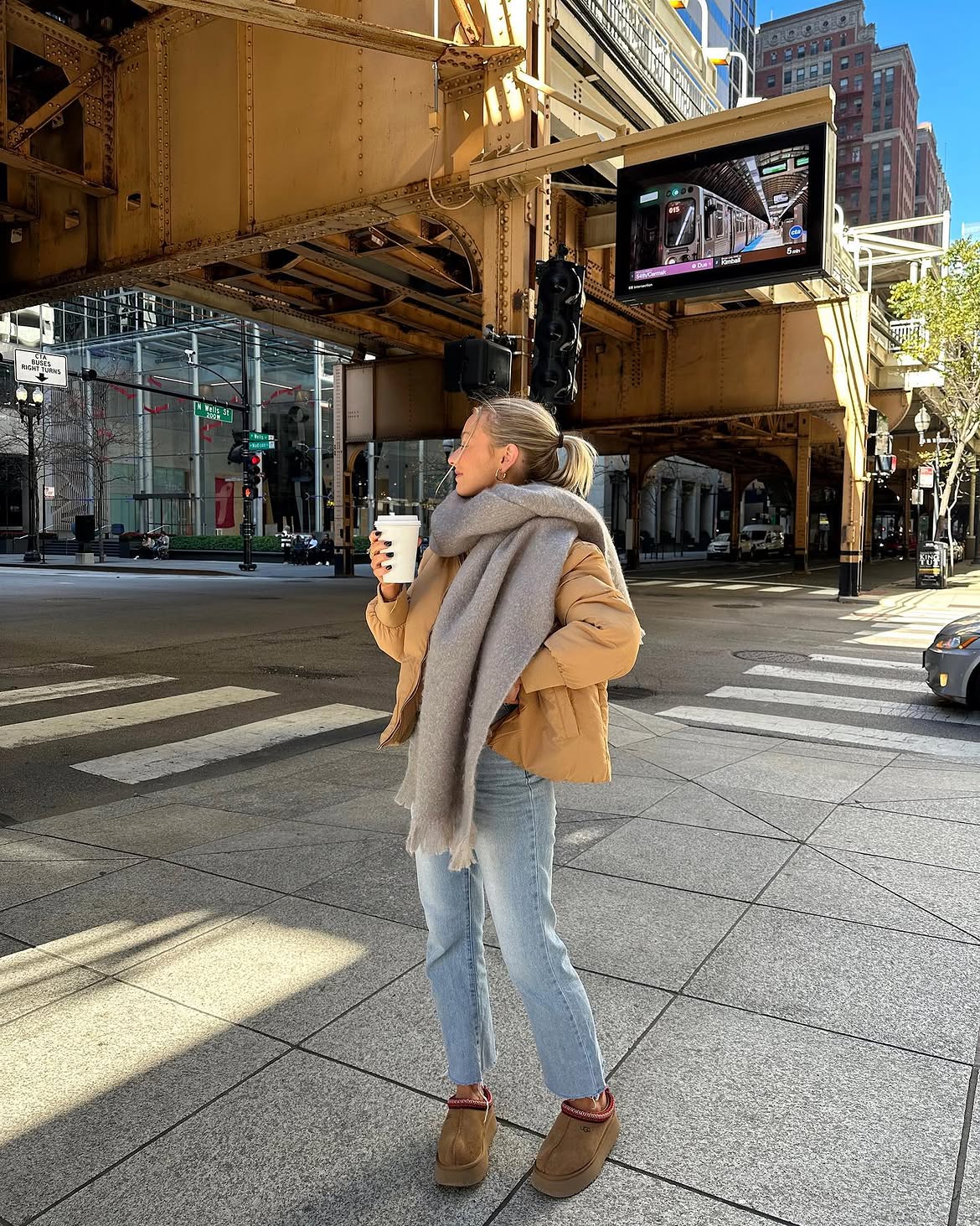 Cozy Puffer Jacket With Everyday Denim