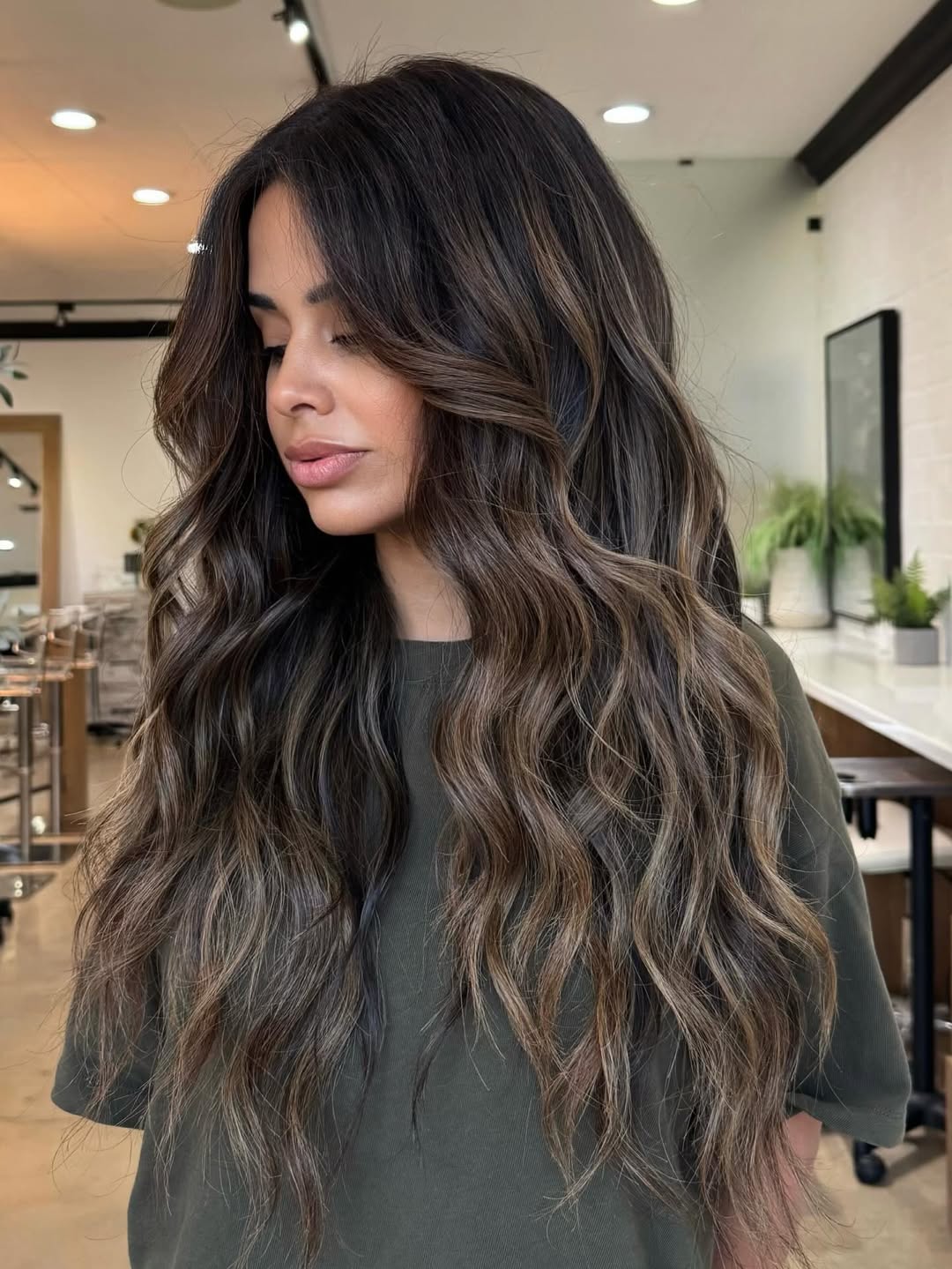 Dimensional Mocha Melt With Loose Waves