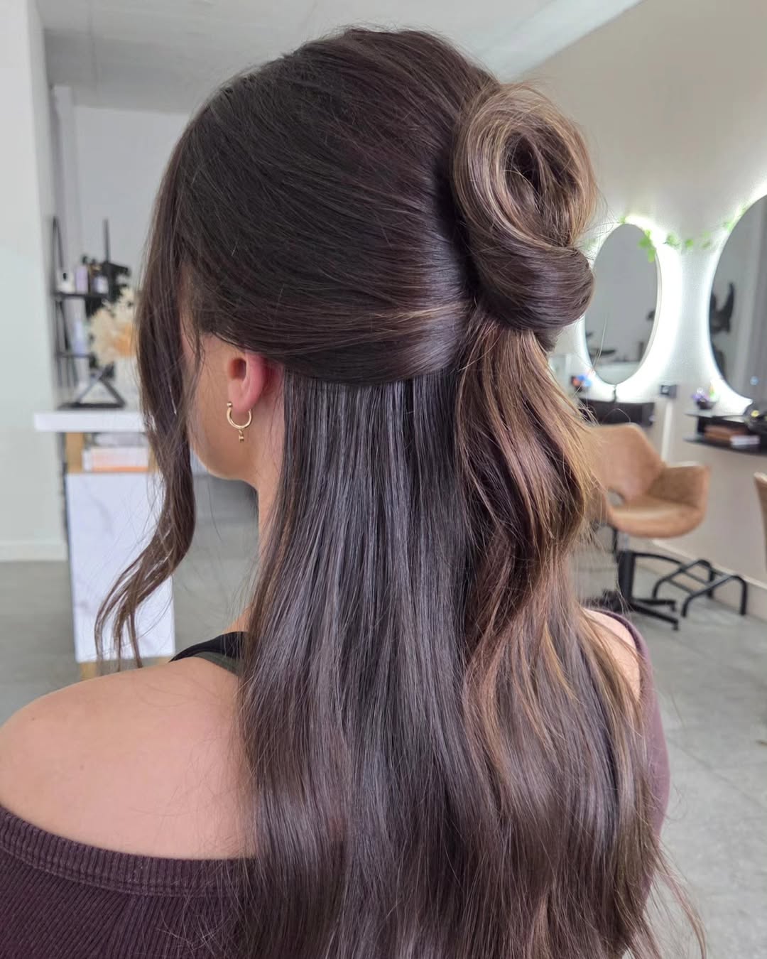 Effortless Half-Up Bun: Chic and Simple Summer Style