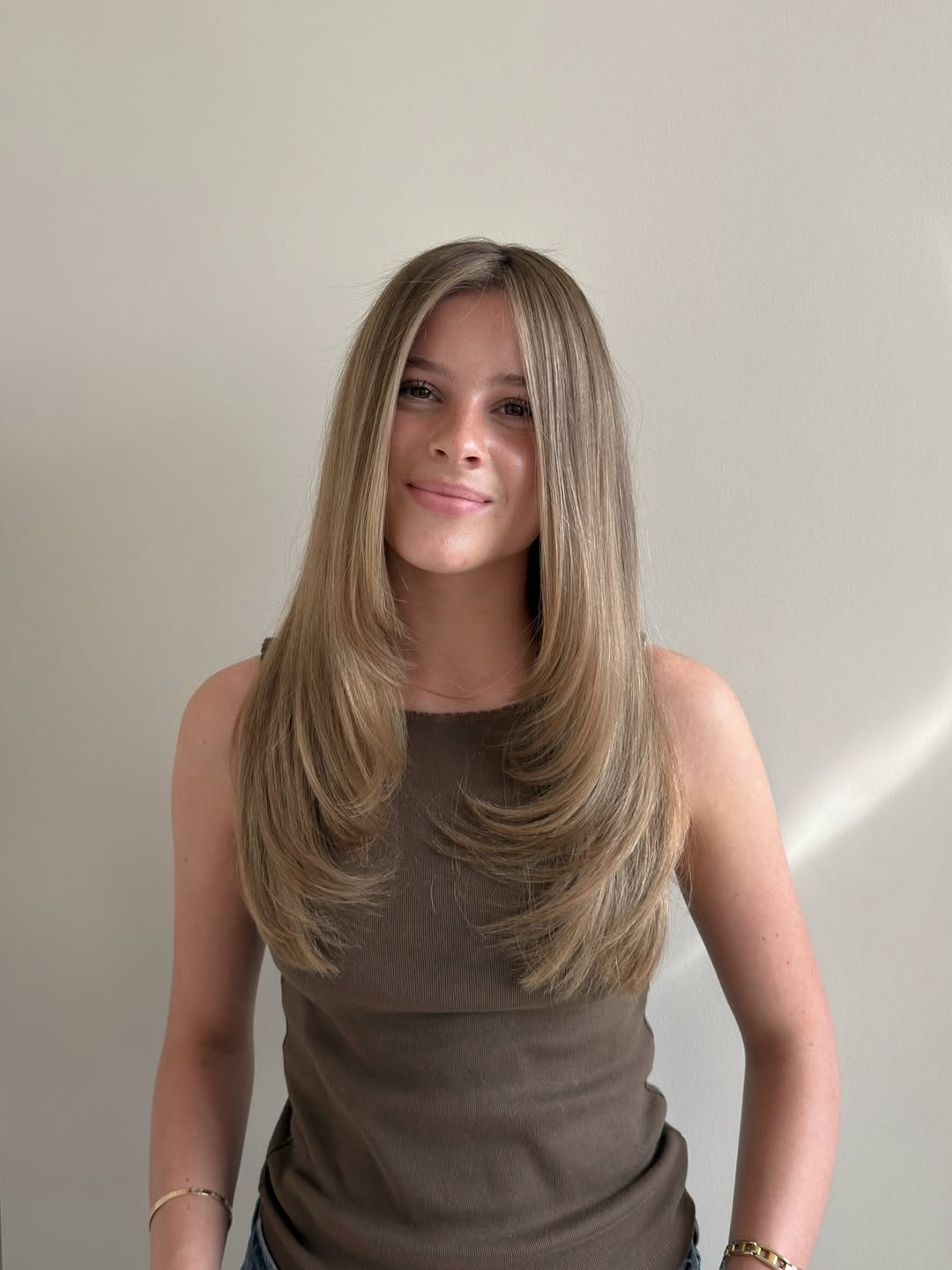 Face-Framing Layers With Ash Blonde Highlights