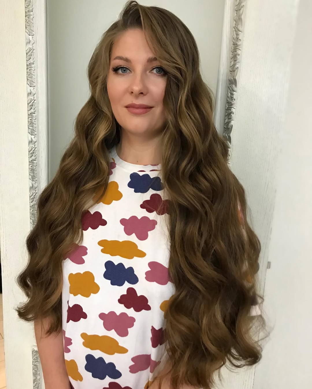 Glamorous Loose Curls On Dark Blonde Waves