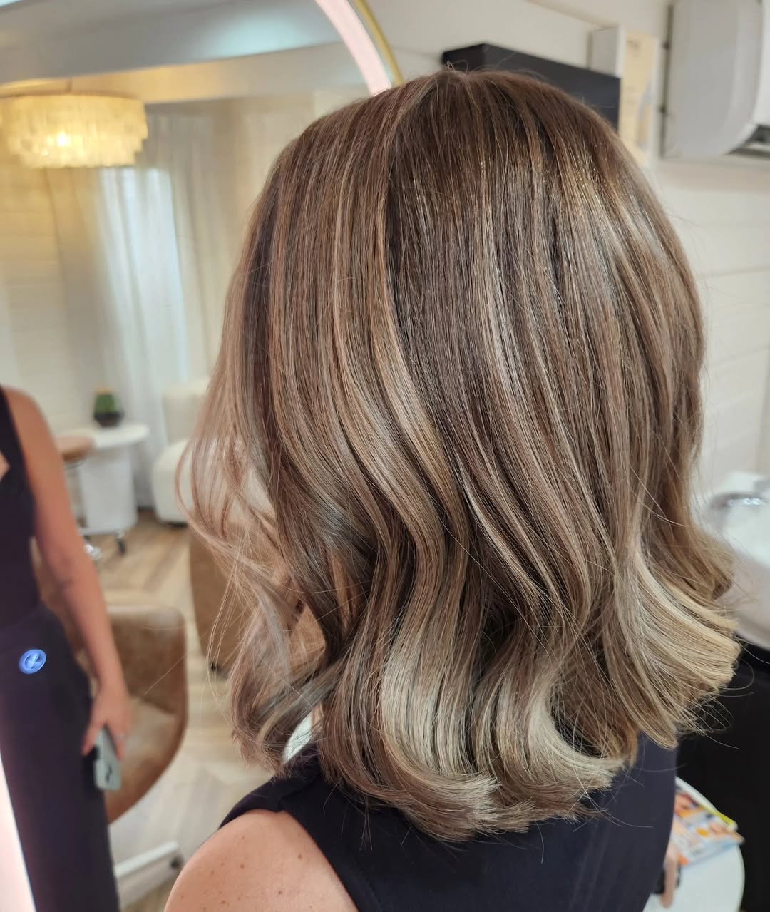 Glamorous Medium Wavy Dirty Blonde Hair
