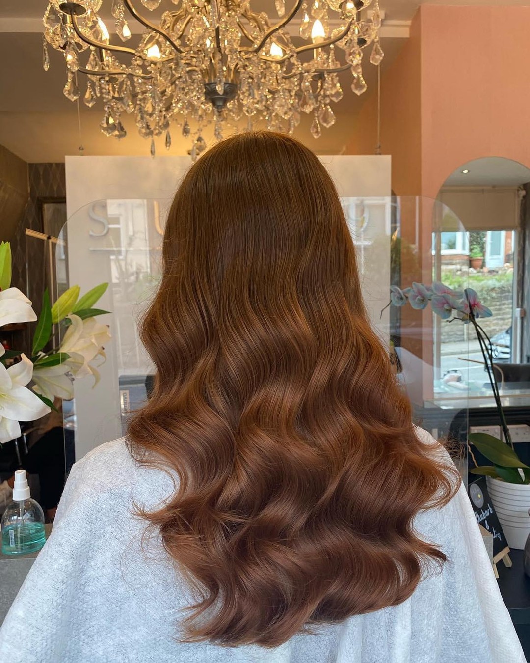 Glossy Chestnut Waves With Subtle Copper Tones