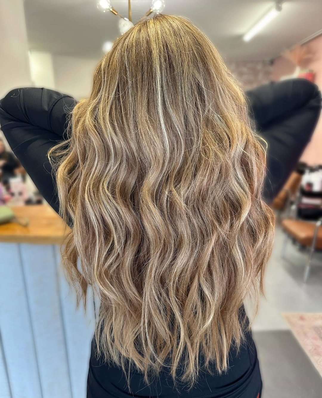 Golden Blonde Beach Waves Sunny Highlights