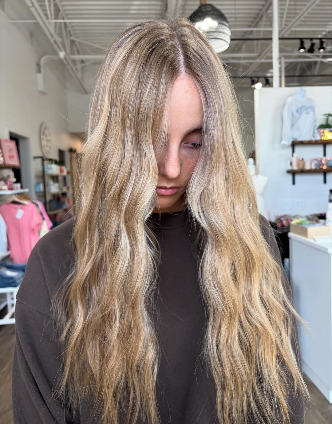 Gorgeous Lived-In Honey Blonde Waves Mid-Back