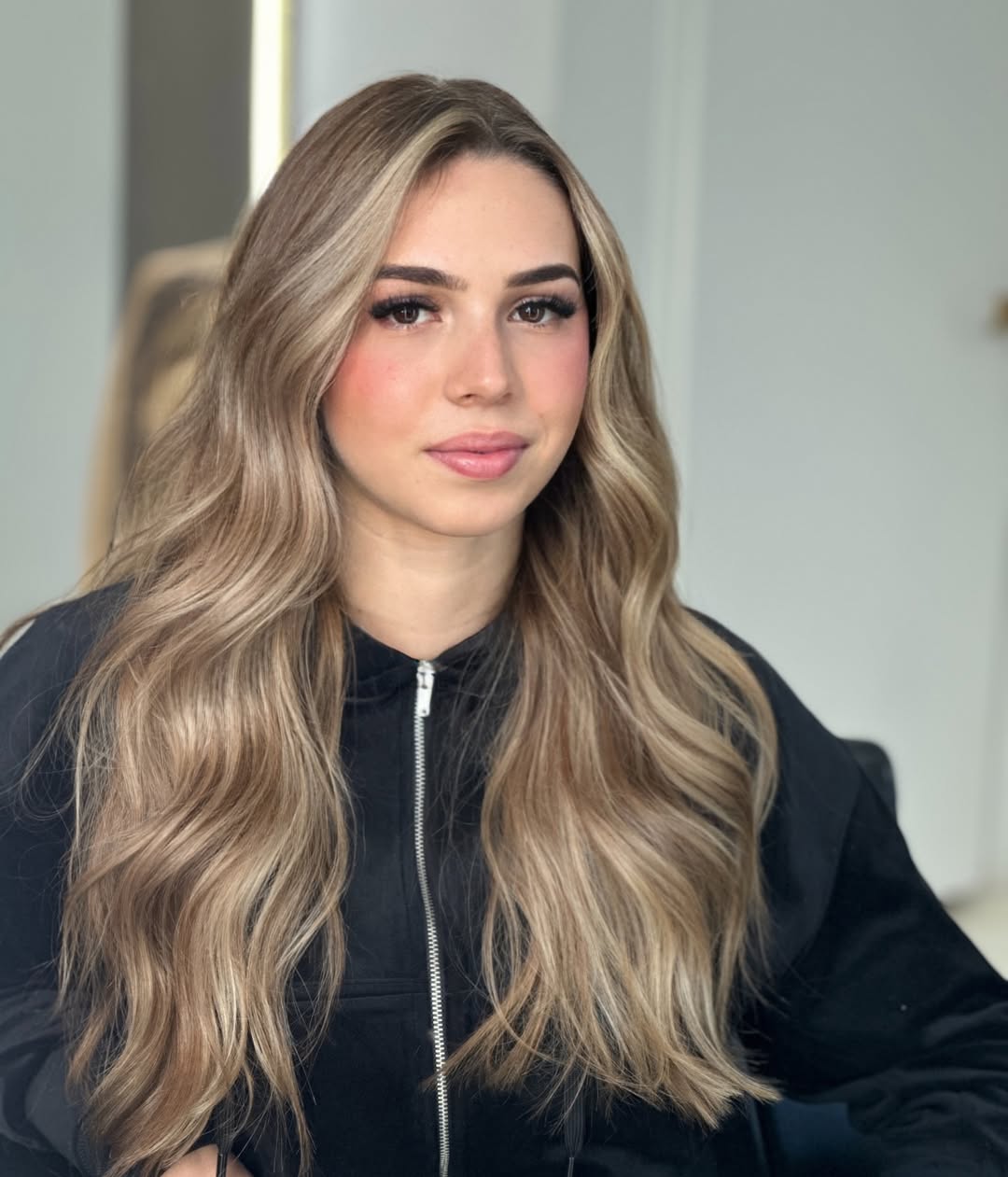 Gorgeous Wavy Honey Beige Ombre for Long Hair