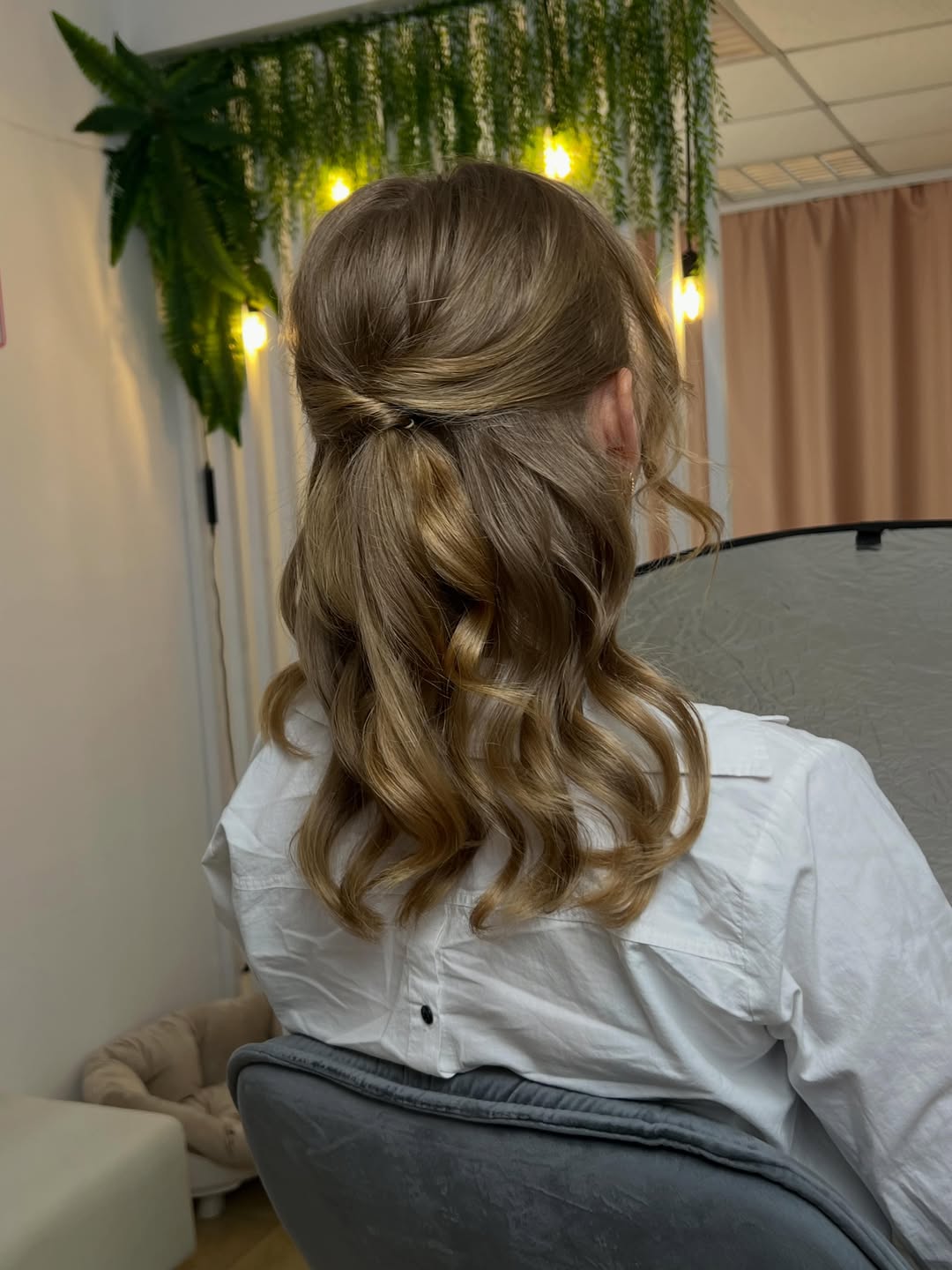 Half Up Honey Blonde Waves Easy Summer Style