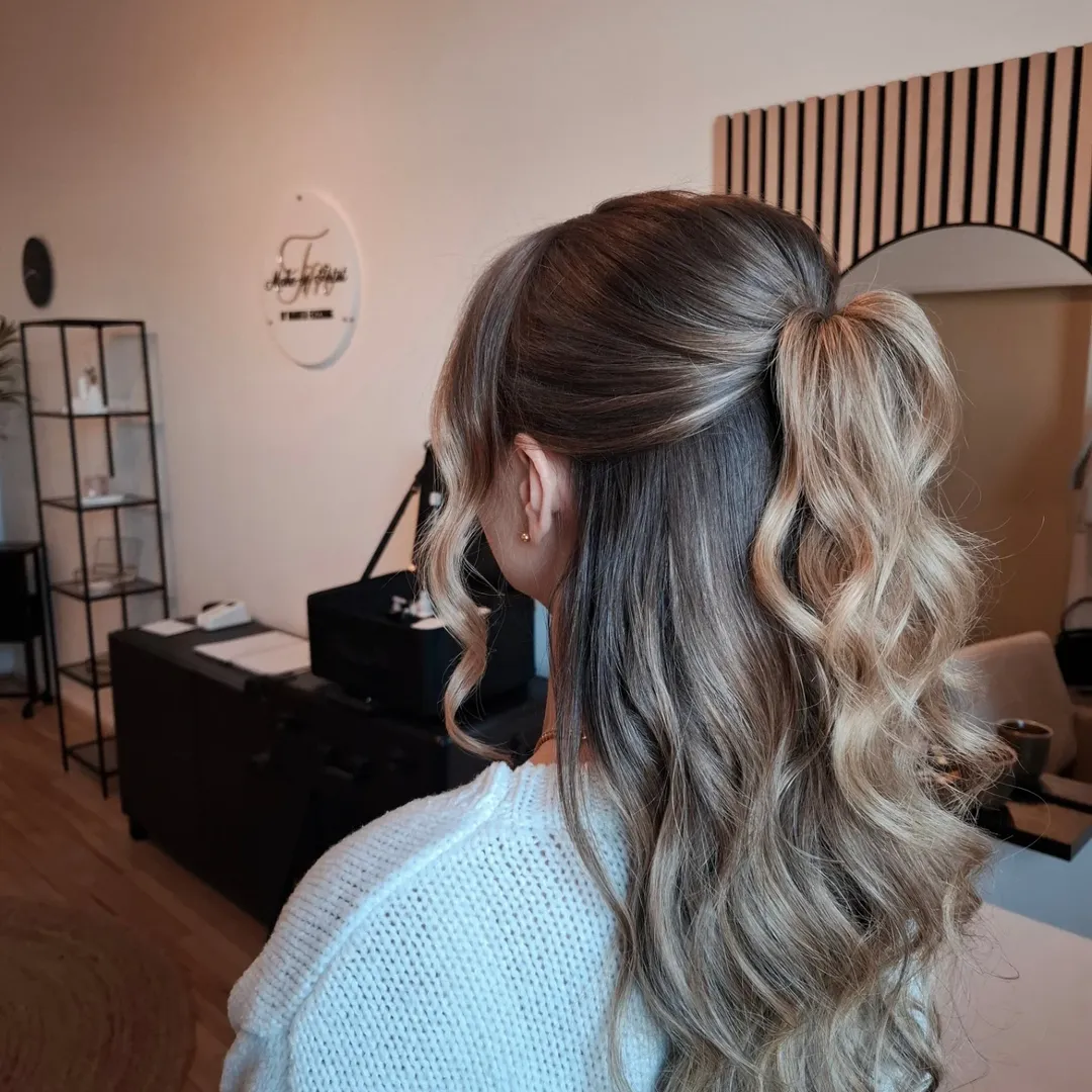 Half-Up Wavy Ponytail With Voluminous Ash Blonde Balayage