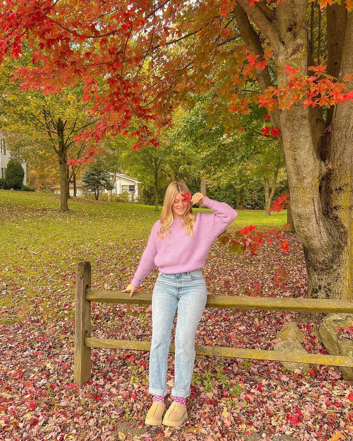 Lavender Knit And Light Wash Denim Autumn Outfit
