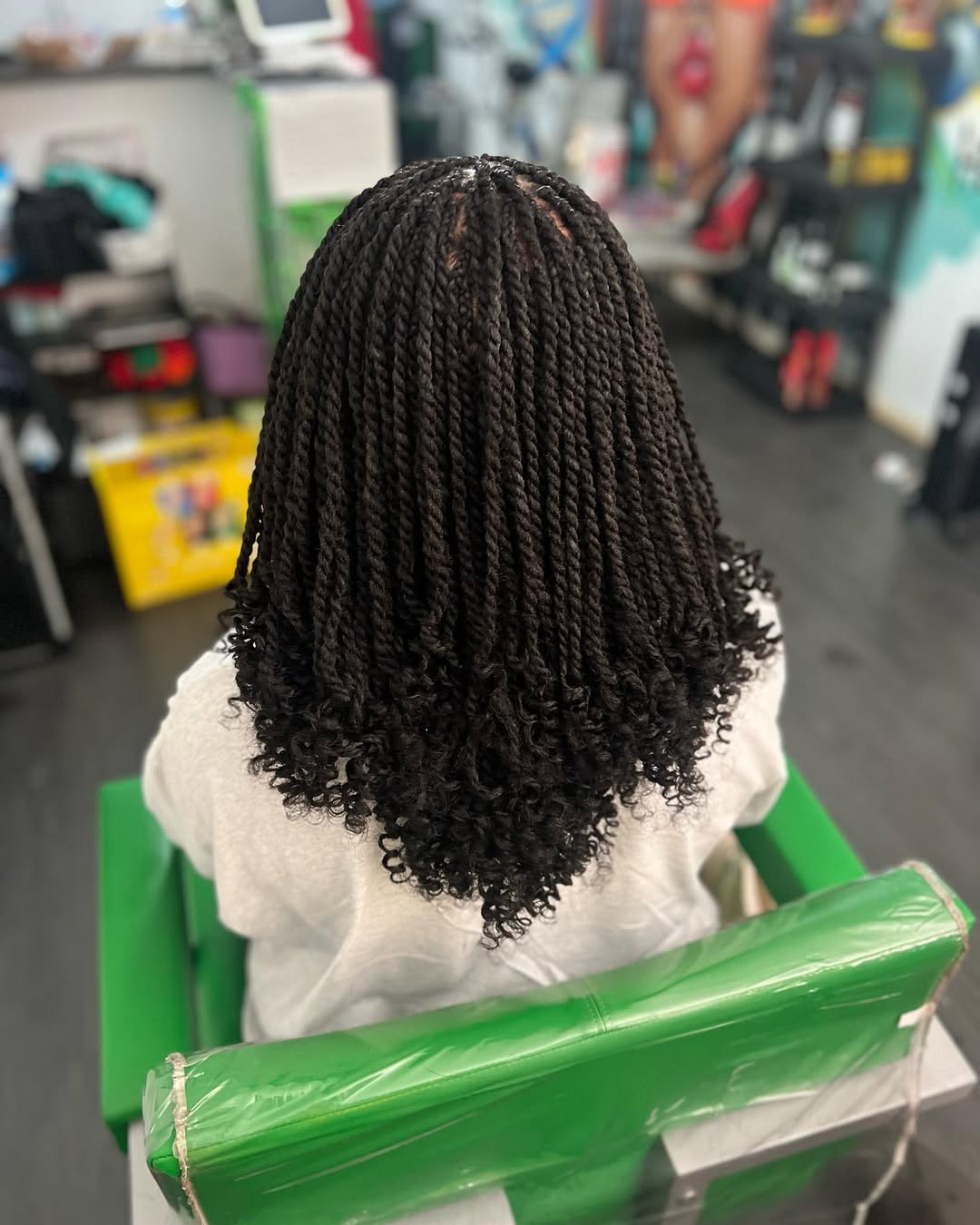 Mid-Length Crochet Twist Curls With Defined Ends