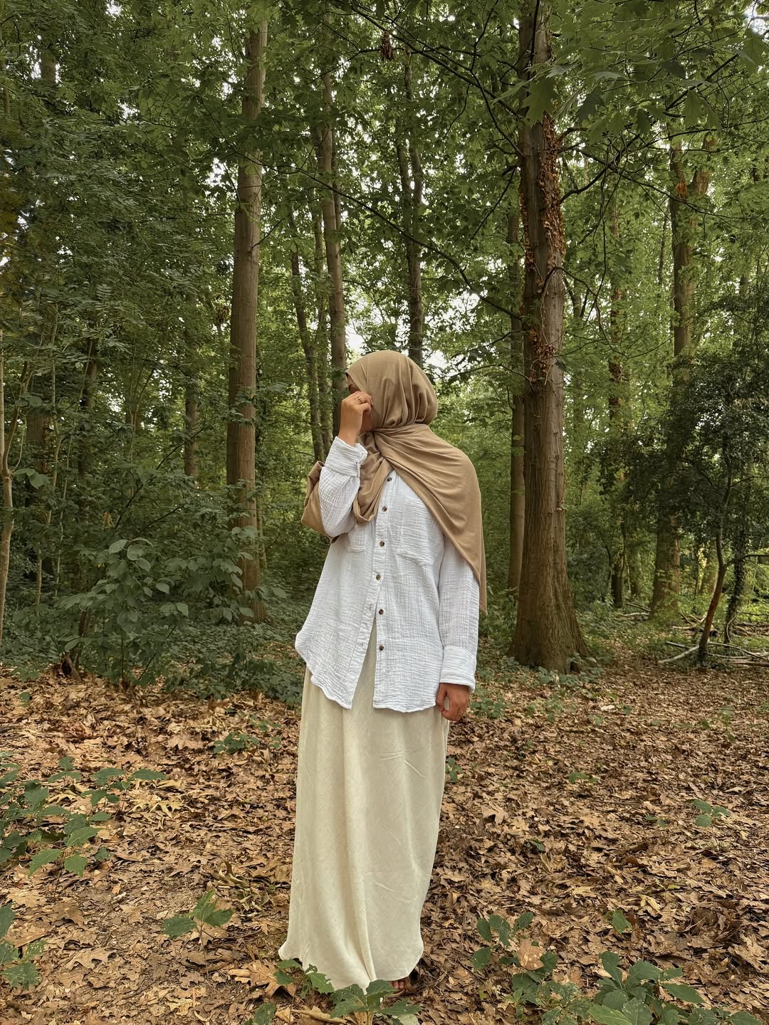 Modest Linen Skirt With Textured Button-Down