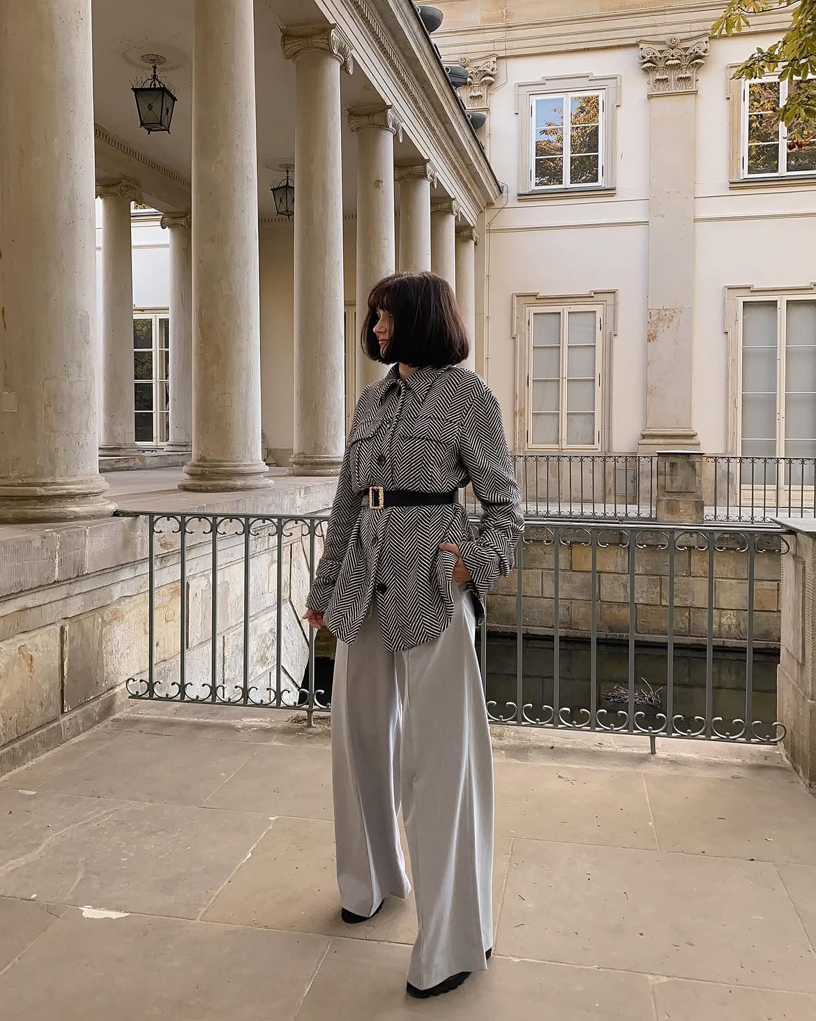 Monochromatic Wide-Leg Trousers With Printed Shacket