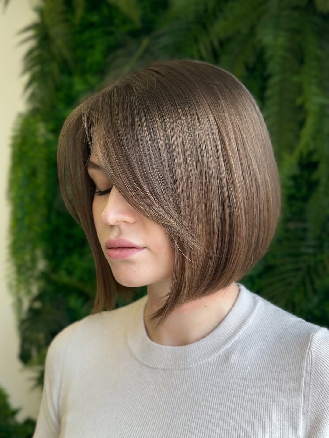 Sleek Brown Bob With Face-Framing Layers