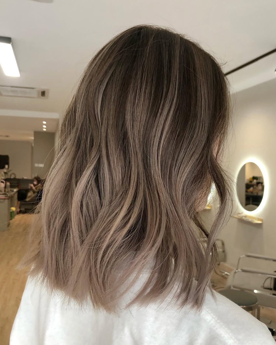 Soft Caramel Balayage Medium Waves